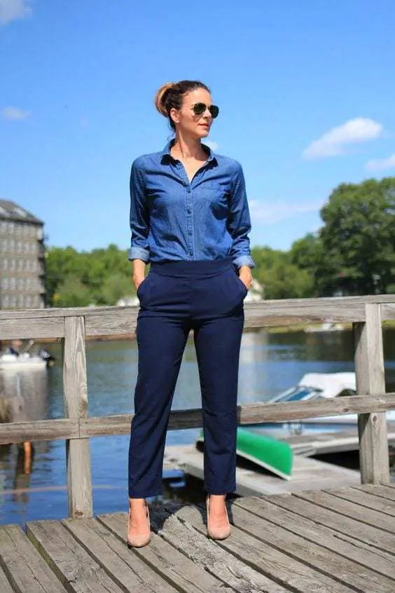 shirts to wear with navy blue pants